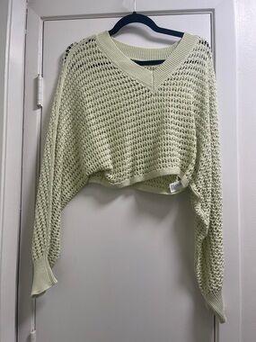 wild fable Cropped Open-Knit V-Neck Sweater in Pale Green